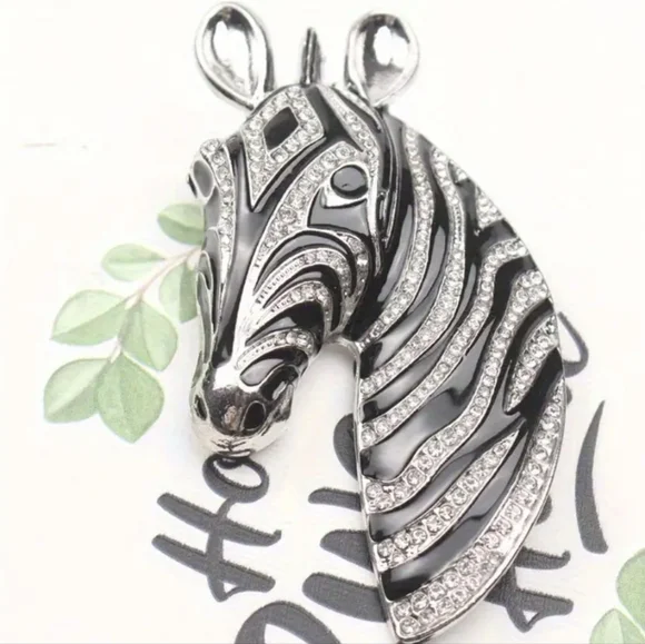 Zebra π¦ Brooch Charm New - Picture 3 of 13